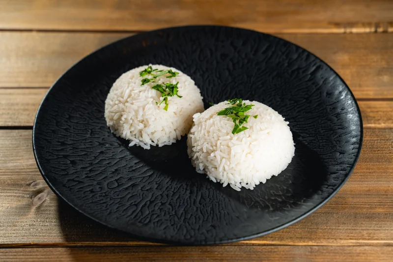 Jázmin rizs 1 Friss rizs, köretként tálalva